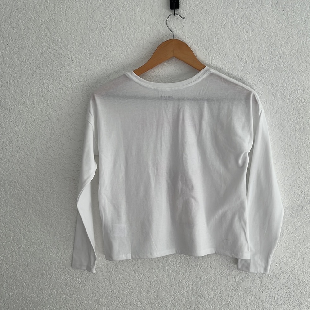 Gremlins Gizmo Long Sleeve Crop Top - Picture 8 of 8